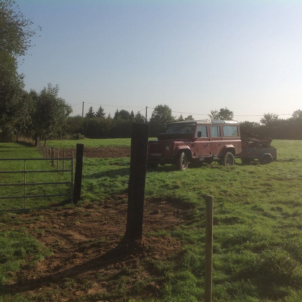 20140916 LE BOSQUET FENCING & POND WORKS 07.jpg